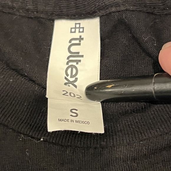 draggin guitars Lawrence Kansas 2022 Tour Shirt Dragon Anniversary Black Small - Picture 6 of 8